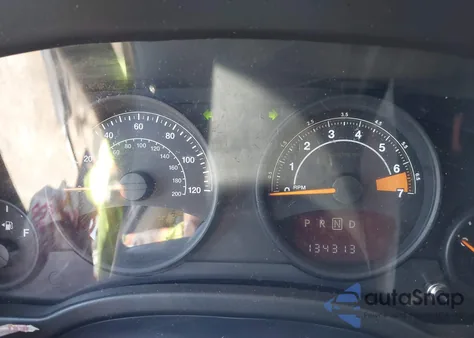 2015 Jeep Compass Sport из США, поврежденный, VIN 1C4NJDBB9FD206573